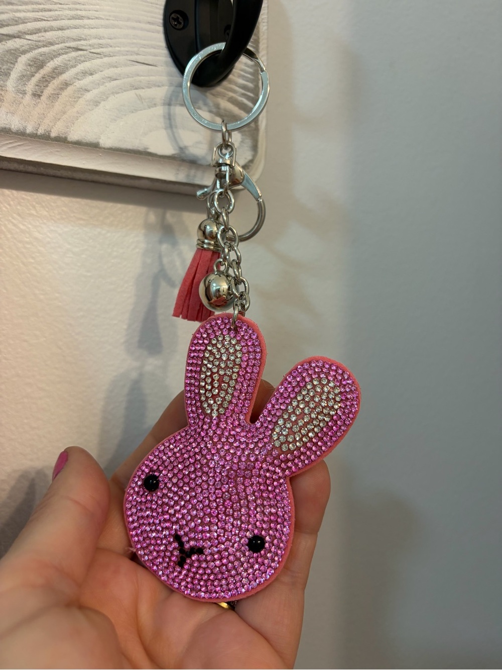 NWOT Pink Rhinestone Bunny Key Chain - Picture 3 of 4